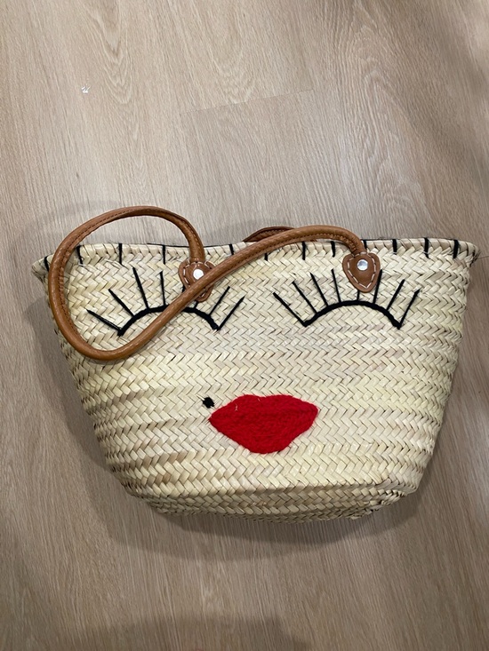 Handbags - Moroccan Straw Tote beach Bag with playful red lip design